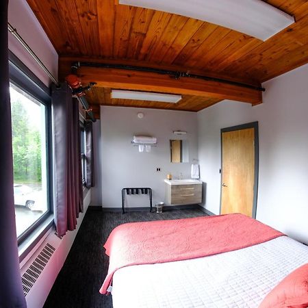 Seward Adventure Lodge エクステリア 写真