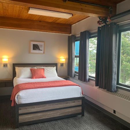 Seward Adventure Lodge エクステリア 写真