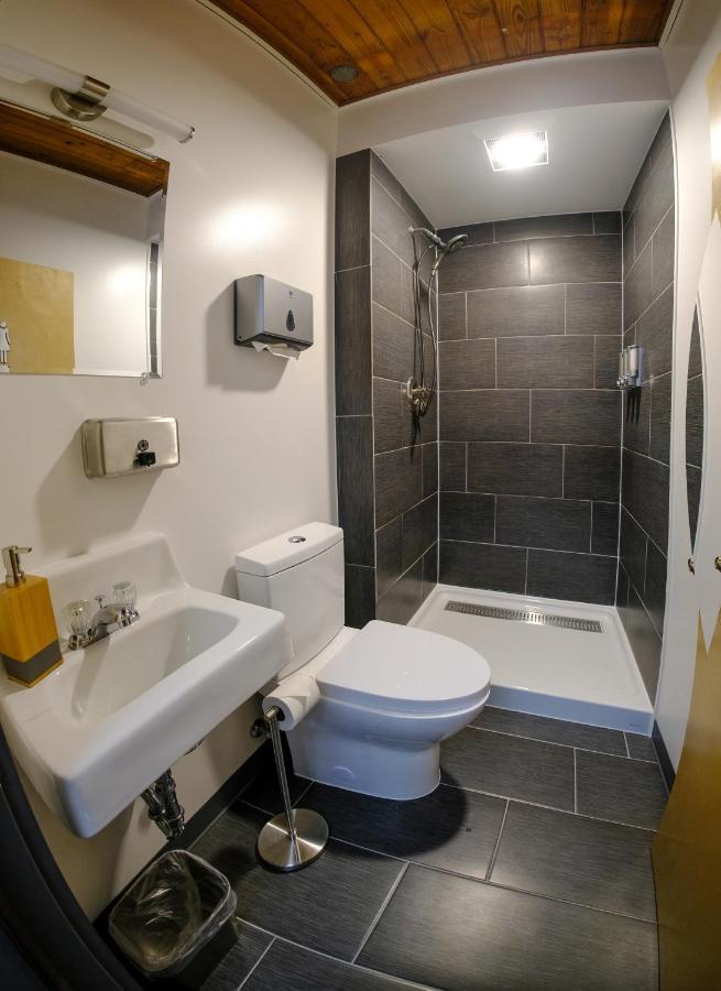 Seward Adventure Lodge エクステリア 写真