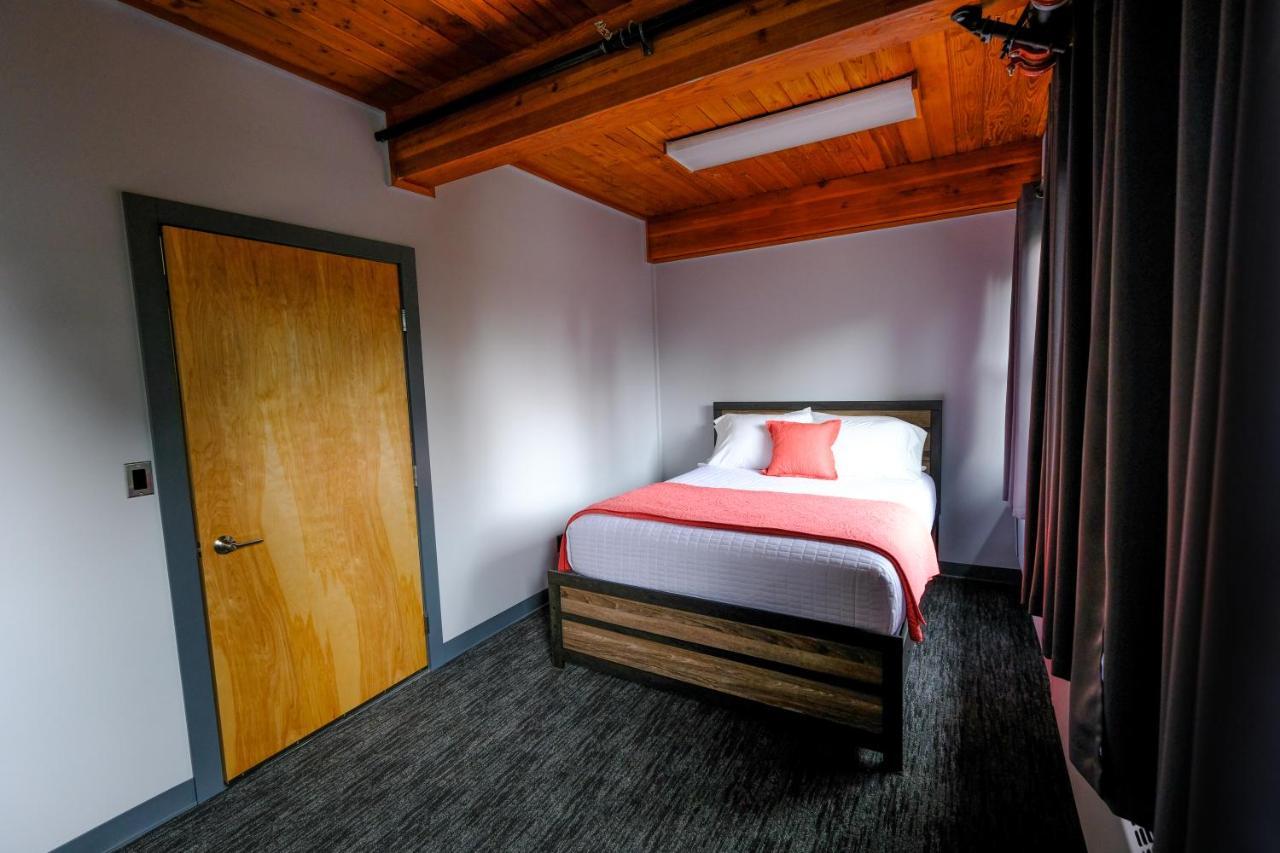 Seward Adventure Lodge エクステリア 写真