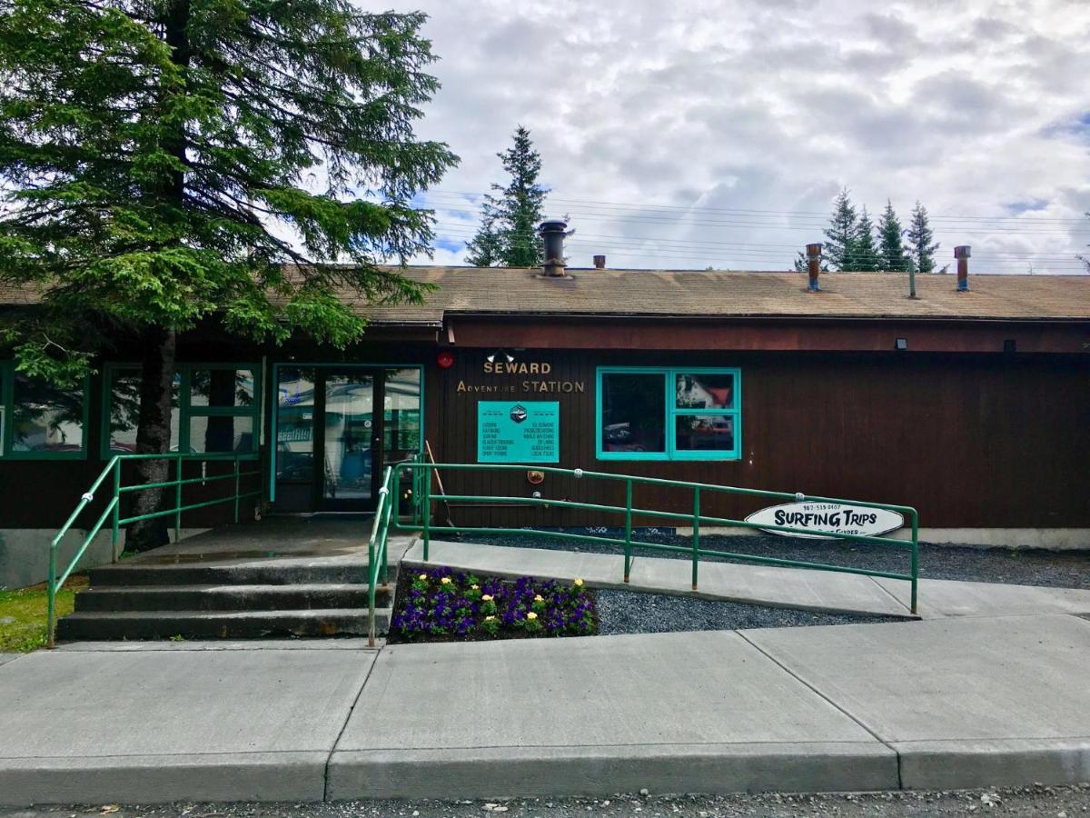 Seward Adventure Lodge エクステリア 写真
